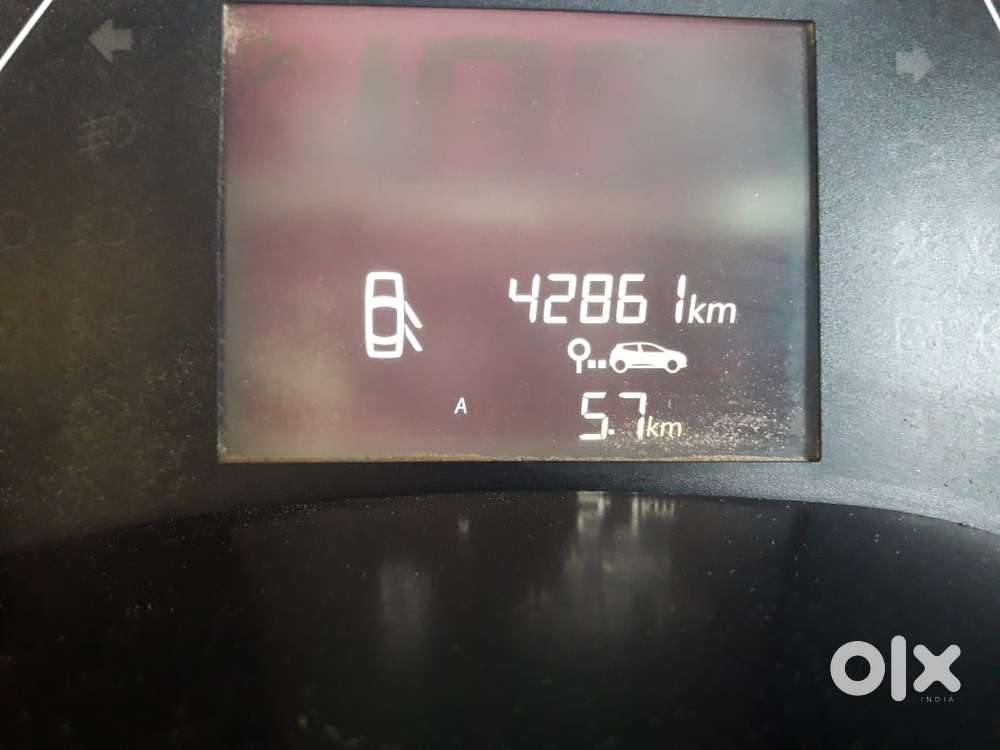 Renault Triber Rxl, 2020, Petrol