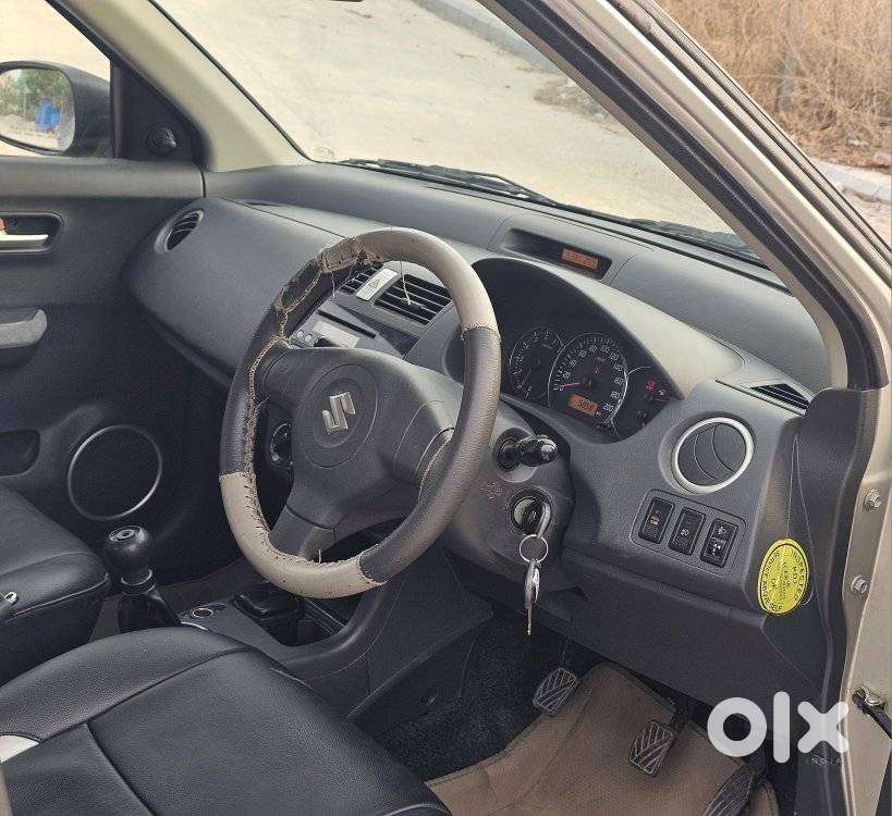 Maruti Suzuki Swift Dzire 1.2 Vxi Bsiv, 2010, Petrol