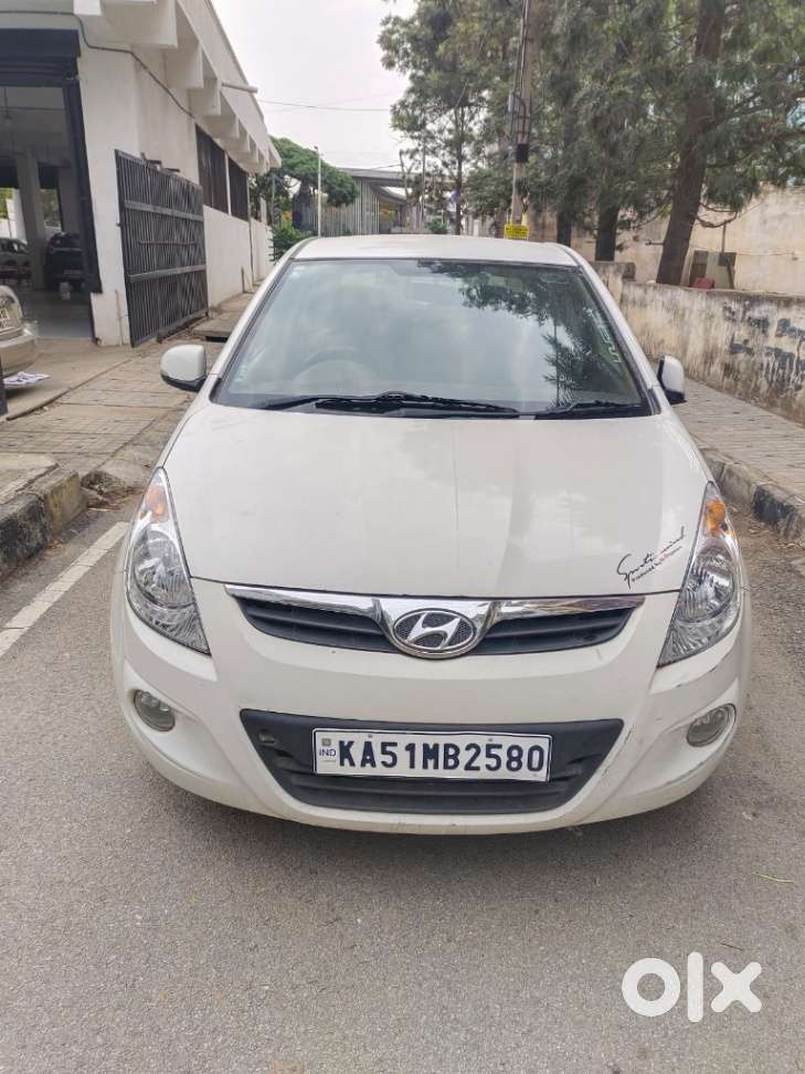 Hyundai I20 Sportz 1.4 Crdi 6 Speed Bs-iv, 2011, Diesel