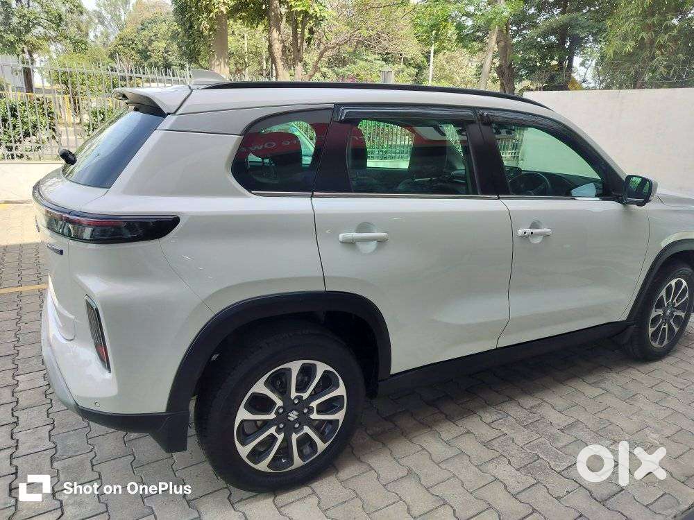 Maruti Suzuki Grand Vitara 1.5 Alpha Smart Hybrid At, 2023, Petrol