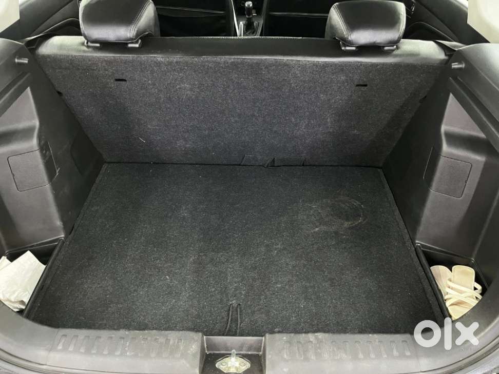 Maruti Suzuki Vitara Brezza 1.5 Vxi, 2023, Petrol