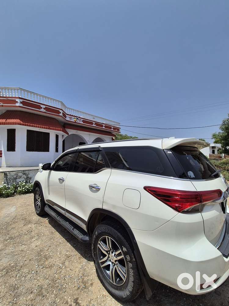 Toyota Fortuner Legender 4x2 Diesel 2018
