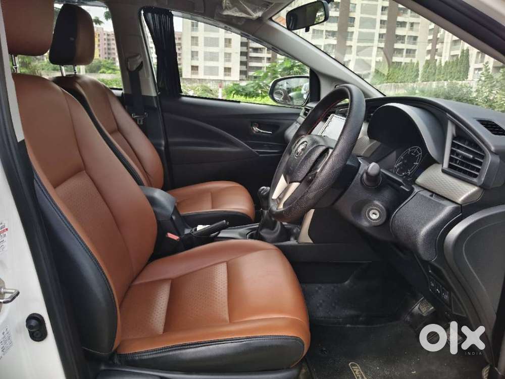 Toyota Innova Crysta 2.4 G Mt 7 Str, 2023, Diesel
