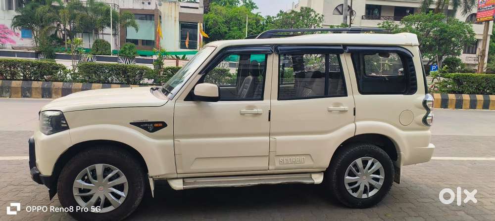 Mahindra Scorpio S4, 2016, Diesel