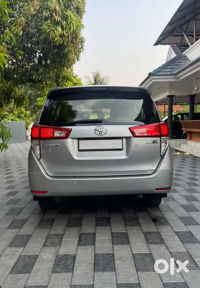 2019 Innova Crysta 2.4v Manual Single Owner Low Kilometres