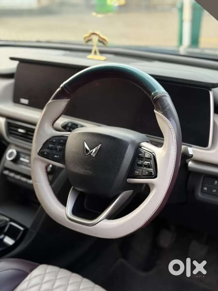 Mahindra Xuv700 2.2 Ax 5 Diesel Mt 7 Str, 2024, Diesel