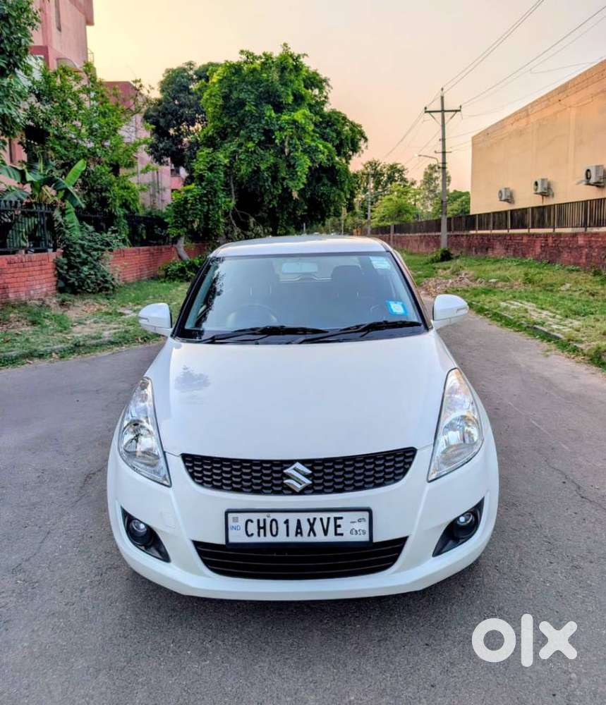 Maruti Suzuki Swift Vxi + Manual, 2014, Petrol