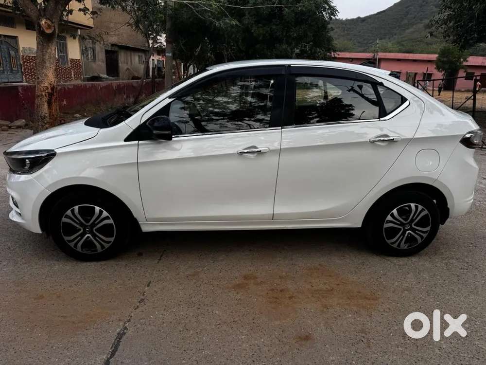 Tata Tiago Revotron 2022