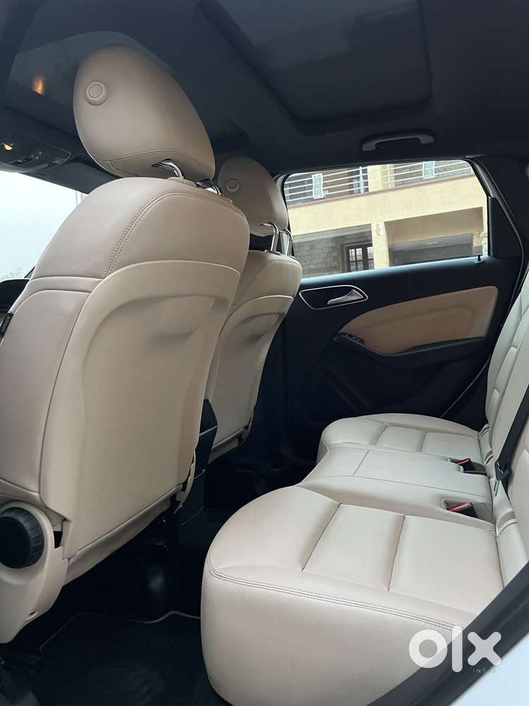 Mercedes-benz B Class 180 Sportz Petrol, 2013