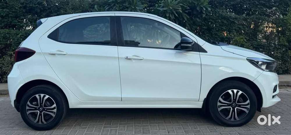 Tata Tiago 1.2 Revotron Xt Cng, 2023, Cng & Hybrids