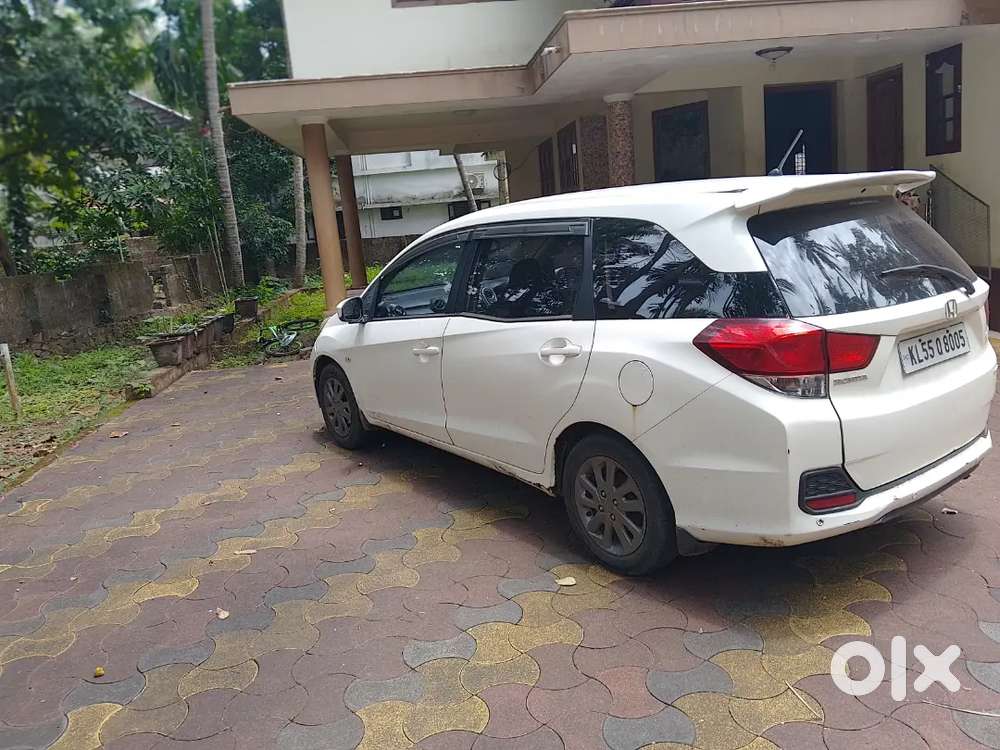 Honda Mobilio Urgent Sale