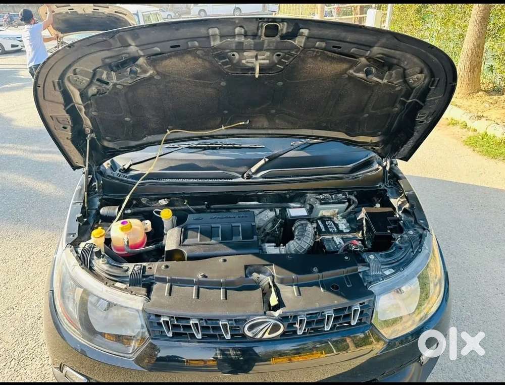 Mahindra Kuv 100 K8 Top Model With Drl Light 2016 Mfalcon 5 Str