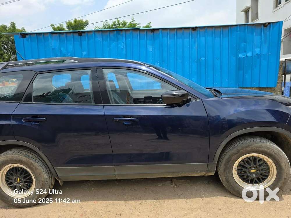 Tata Safari 2022 Diesel 20000 Km Driven