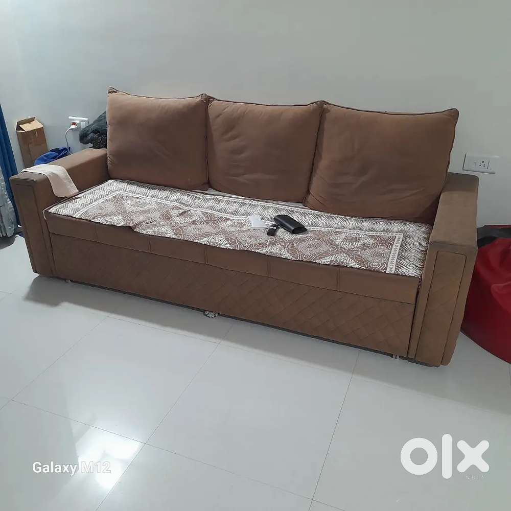 Sofa come bed