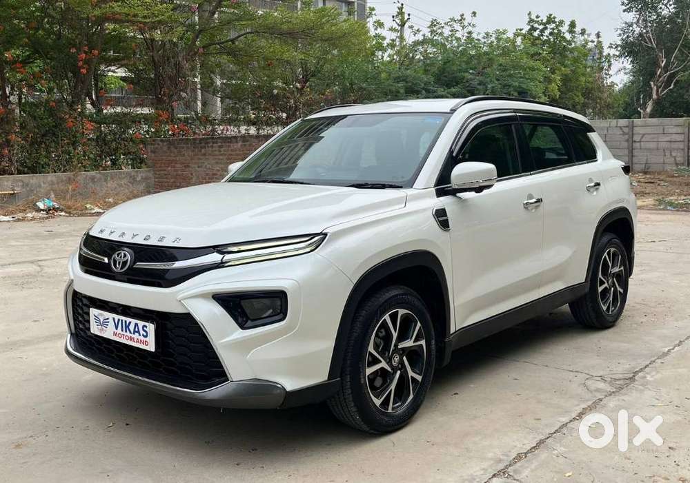 Toyota Urban Cruiser Hyryder 1.5 V Neo Drive, 2025, Petrol
