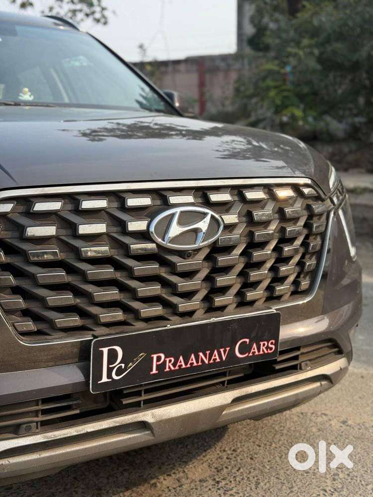 Hyundai Alcazar 2.0 Signature (o) Petrol At 6 Str, 2022, Petrol