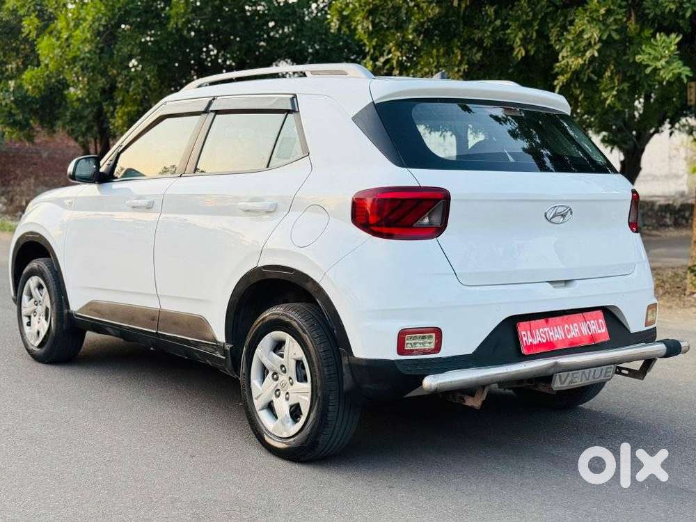 Hyundai Venue S, 2020, Petrol