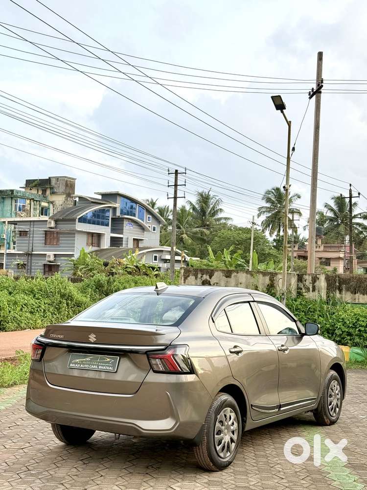 Maruti Suzuki Swift Dzire Vxi Optional, 2025, Petrol