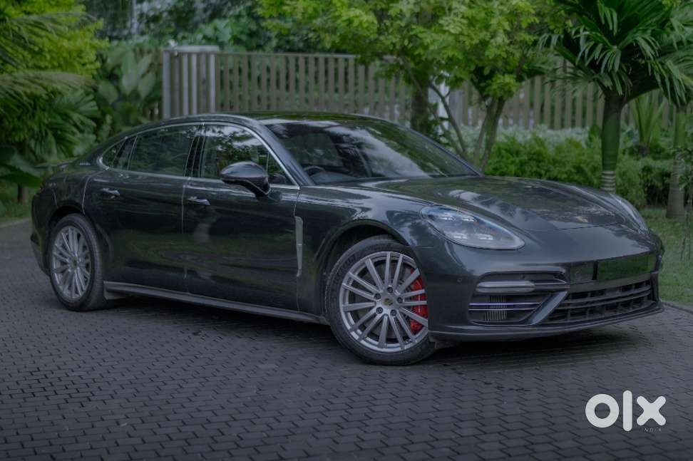 Porsche Panamera Turbo, 2018, Petrol