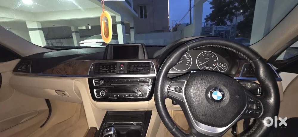 Bmw 3 Series 2.0 2017 Luxury Line 43k Kms