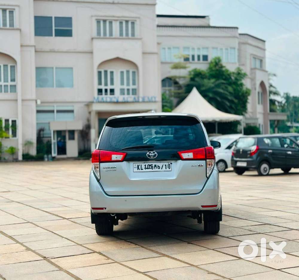 Toyota Innova Crysta 2.4 G Mt 7 Str, 2022, Diesel