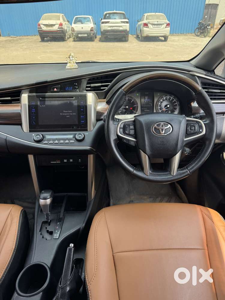 Toyota Innova Crysta 2.8 Zx At, 2017, Diesel