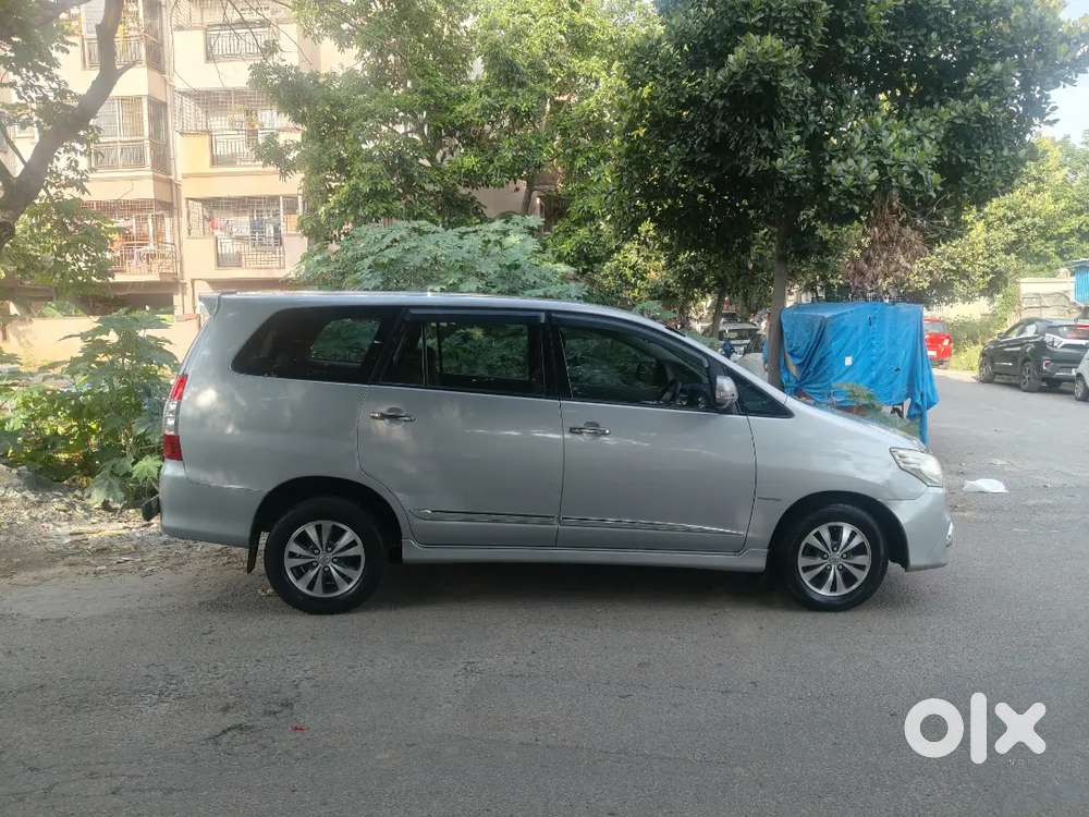 Toyota Innova 2015 Diesel Well Maintained
