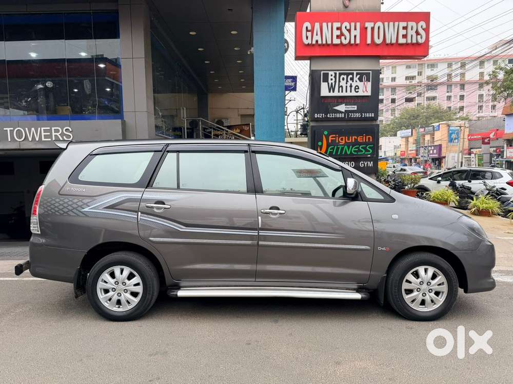 Toyota Innova 2.5 V 7 Str, 2010, Diesel