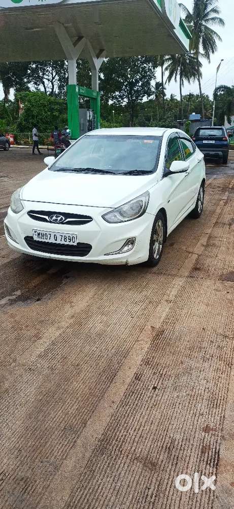 Hyundai Verna 2012 Diesel 130000 Km Driven