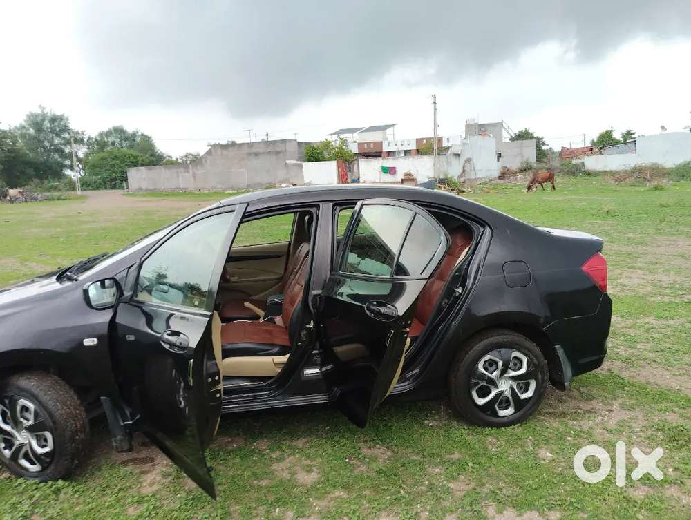Honda City 1.5 V 2013