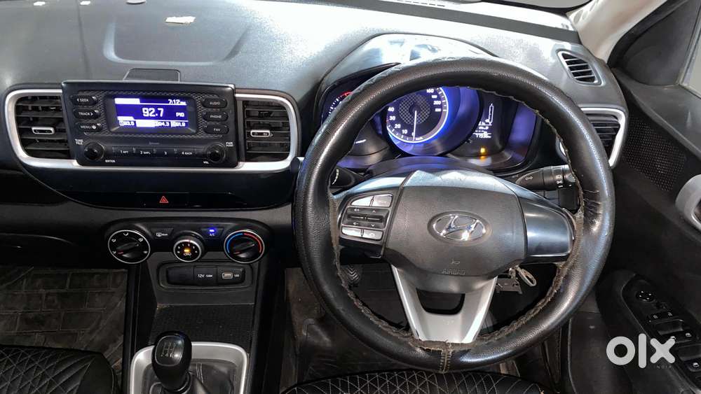 Hyundai Venue S, 2022, Petrol