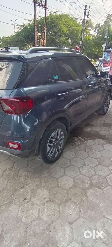 Hyundai Venue, 2021, Petrol