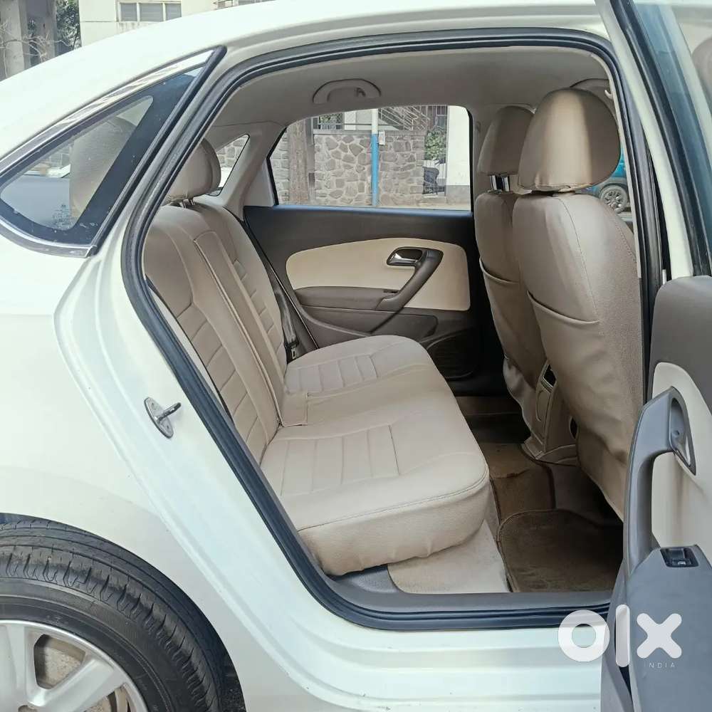 Volkswagen Vento Automatic Highline 2011 Nov.