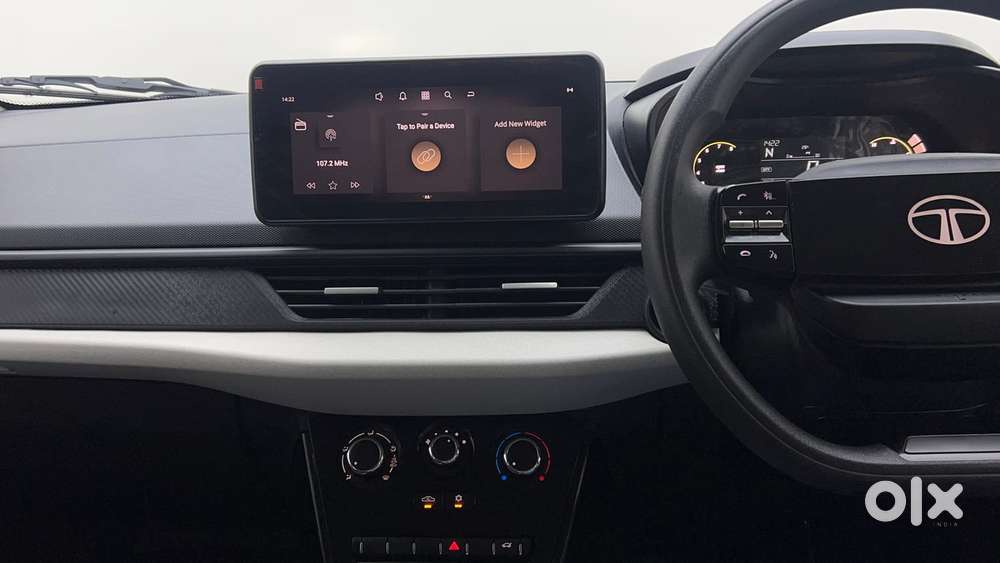Tata Nexon Pure (s) 1.2 Petrol 6amt, 2025, Petrol