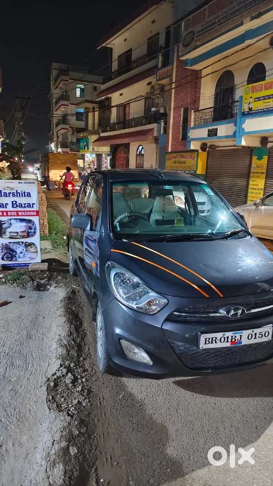 Hyundai I10 2012 Petrol 5800 Km Driven