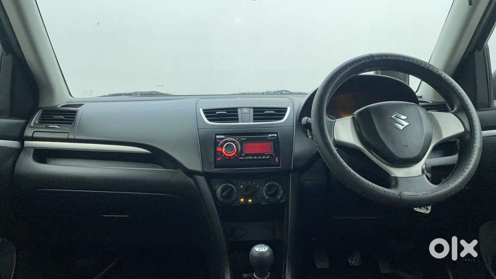 Maruti Suzuki Swift Vvt Vxi, 2014, Petrol