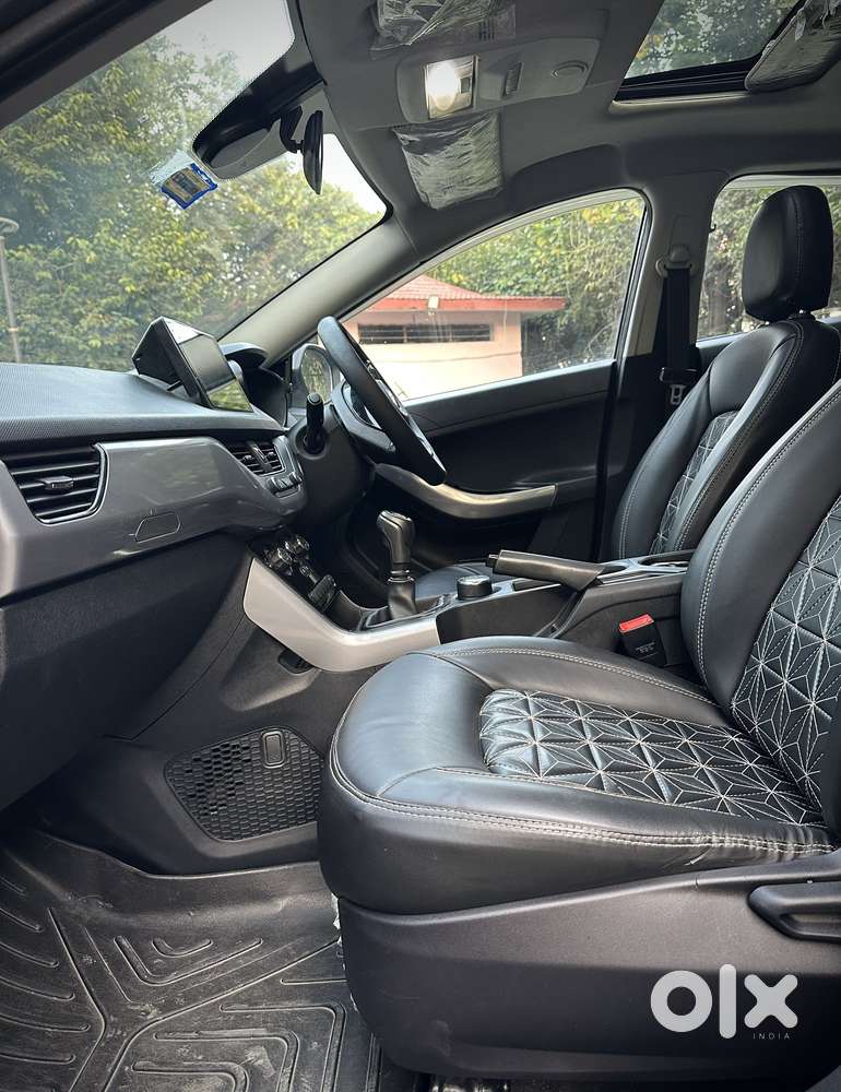 Tata Nexon 1.2 Revotron Xm (s), 2023, Cng & Hybrids