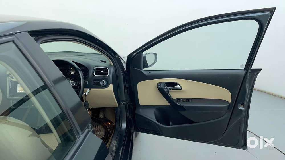 Volkswagen Ameo 1.2 Mpi Highline 16 Alloy, 2016, Petrol