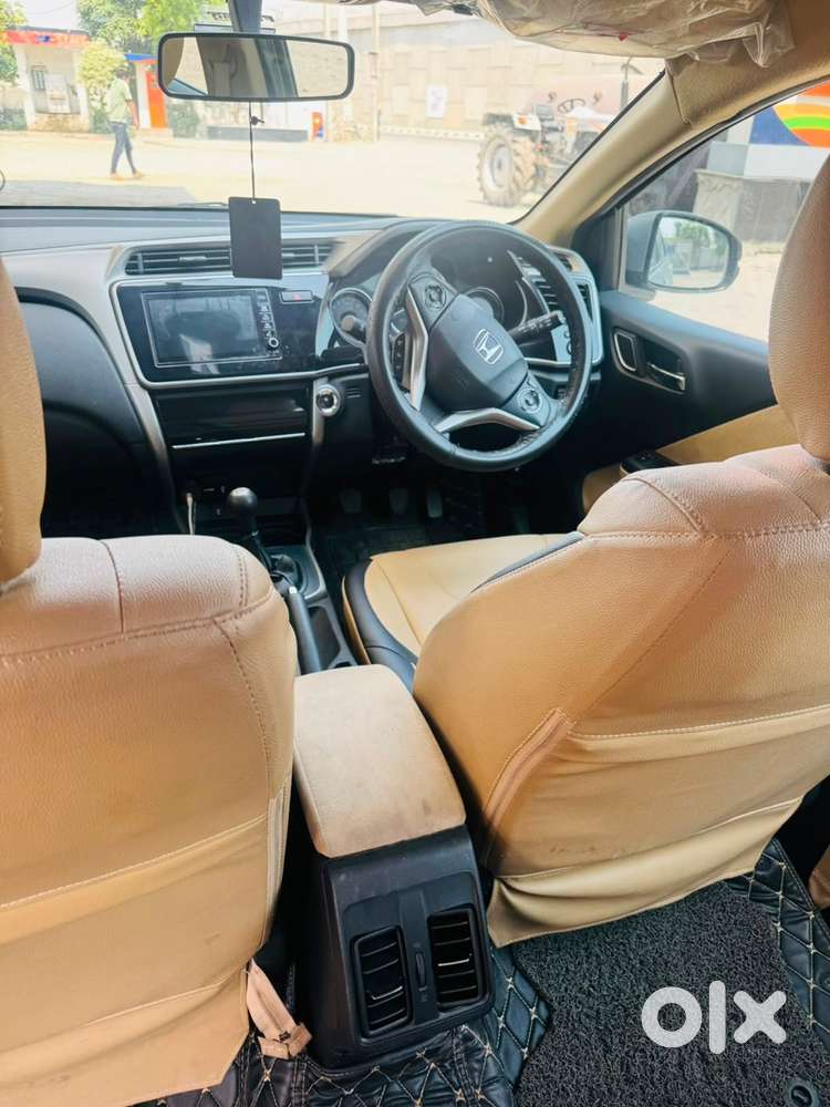 Honda City 2018 Cng & Hybrids 46000 Km Driven With Service Record