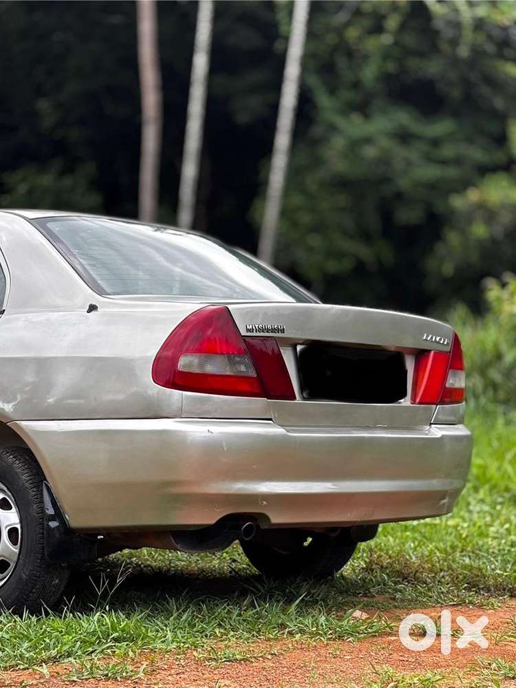 Mitsubishi Diesel Car 2001