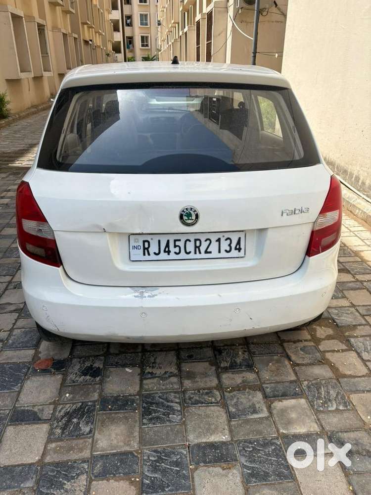 Skoda Fabia 2011 Petrol 100000 Km Driven