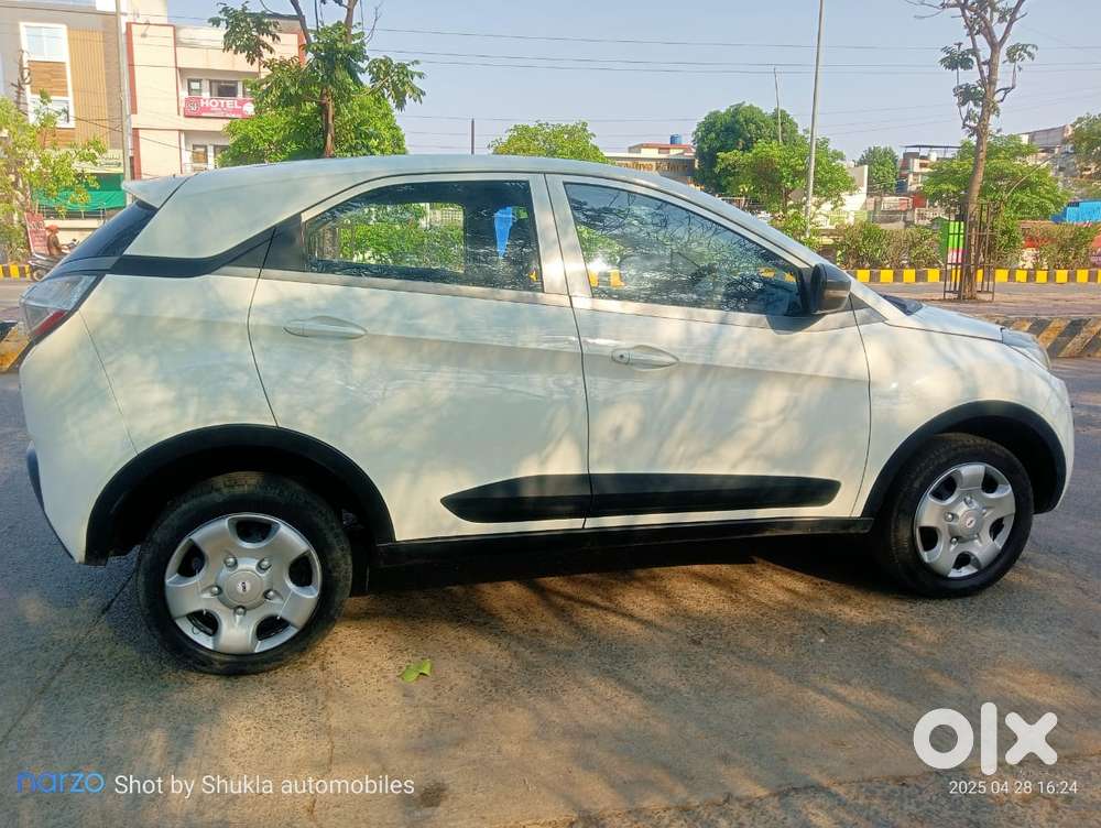 Tata Nexon 1.5 Revotorq Xe, 2018, Diesel