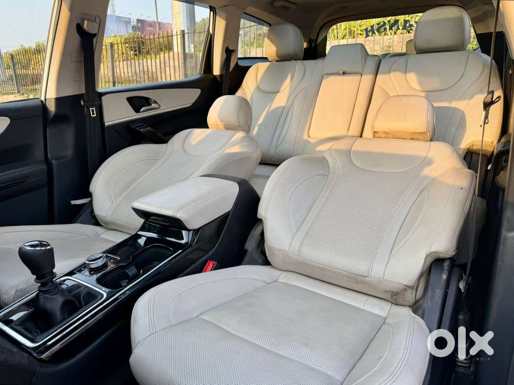 Mahindra Xuv700, 2023, Diesel