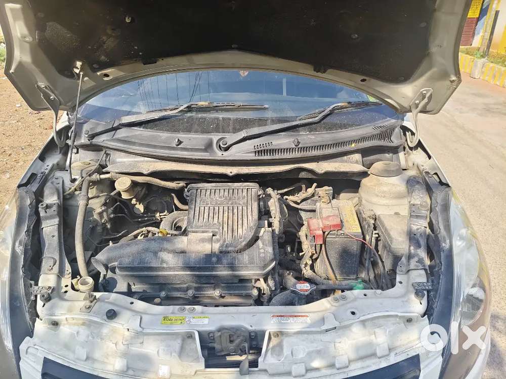 Maruti Suzuki Swift Vxi Petrol 2017