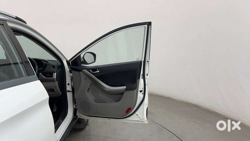 Tata Nexon 1.2 Revotron Xza Plus (o) Dual Tone, 2018, Diesel