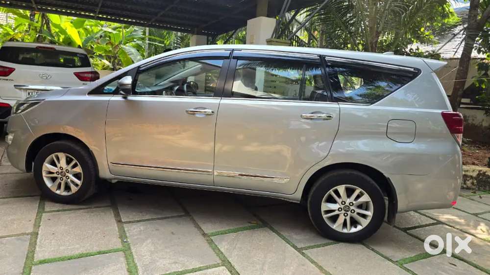 Toyota Innova Crysta  2018 Diesel 200000 Km Driven