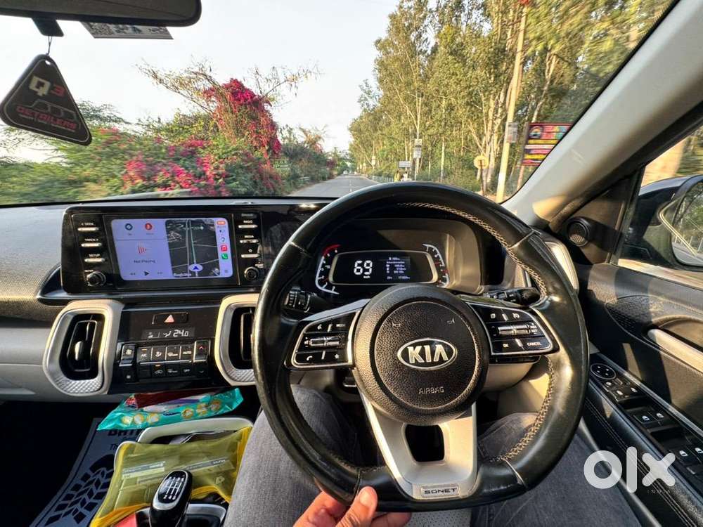 Kia Sonet 2021 Diesel Well Maintained