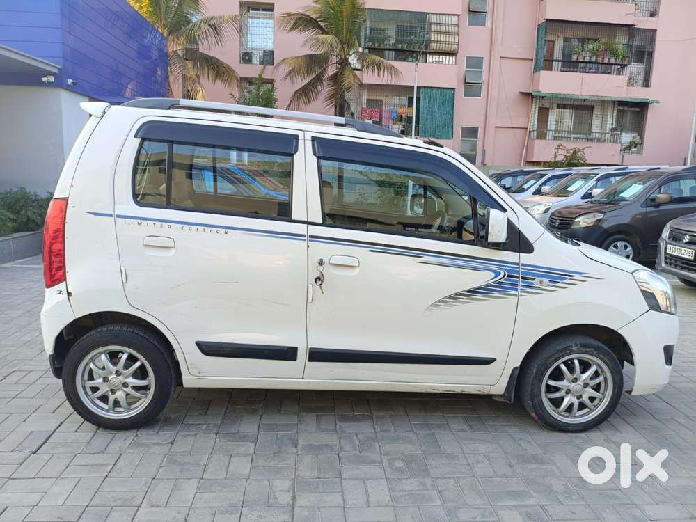 Maruti Suzuki Wagon R 1.0 Vxi Ags, 2017, Petrol