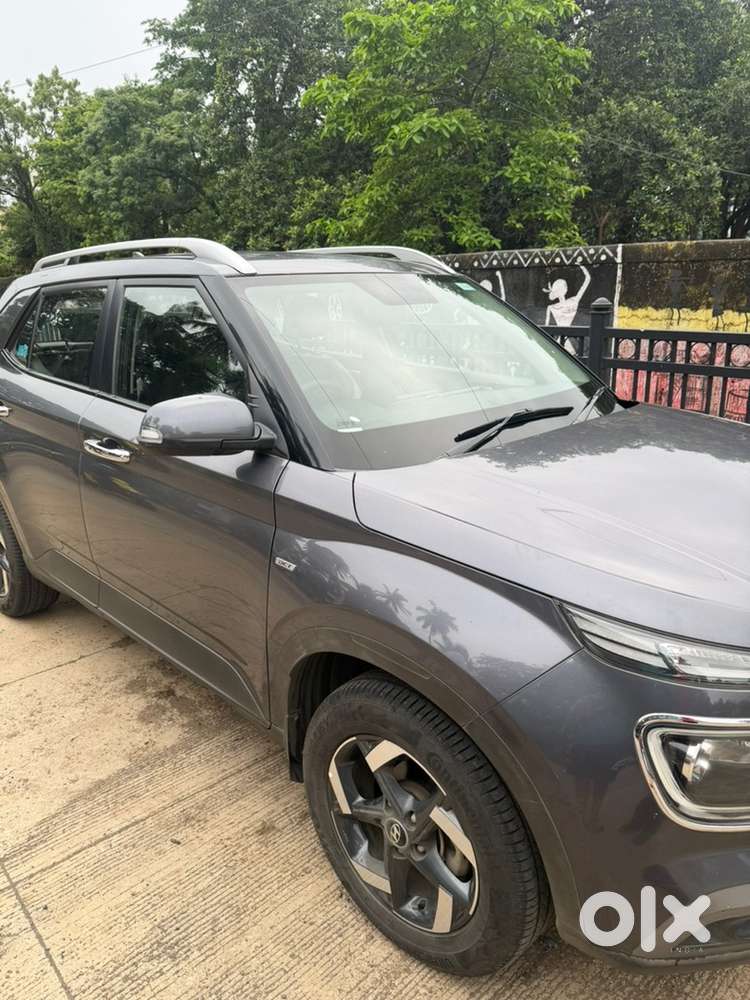 Hyundai Venue Petrol 2019