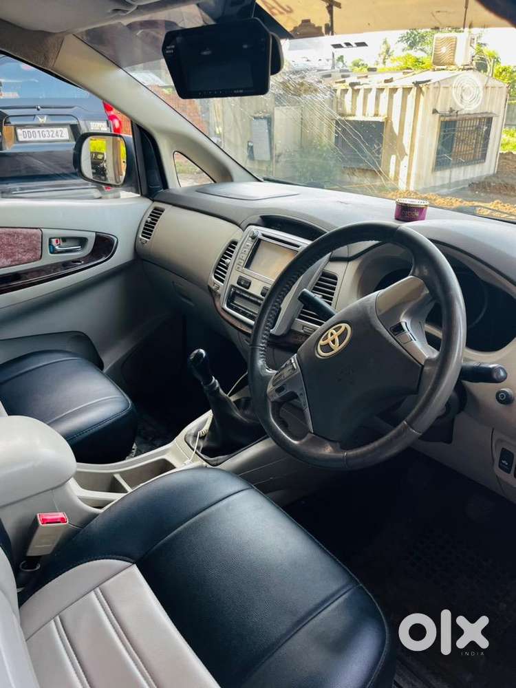 Toyota Innova 2014 Diesel Good Condition